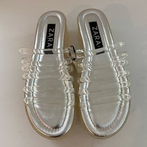Zara gummy sandals new